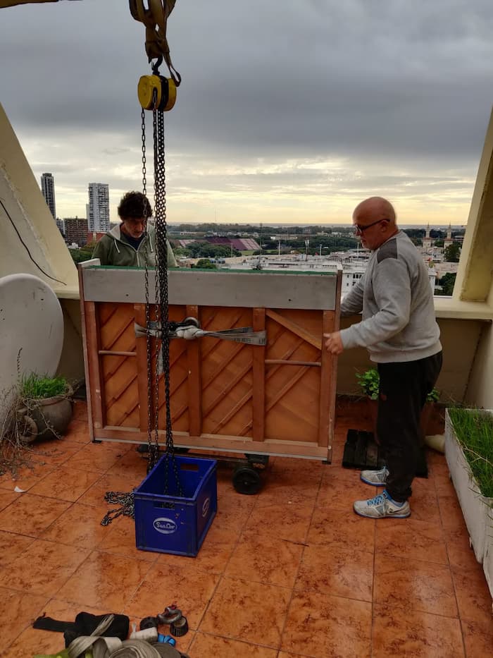 Piano vertical aparejo